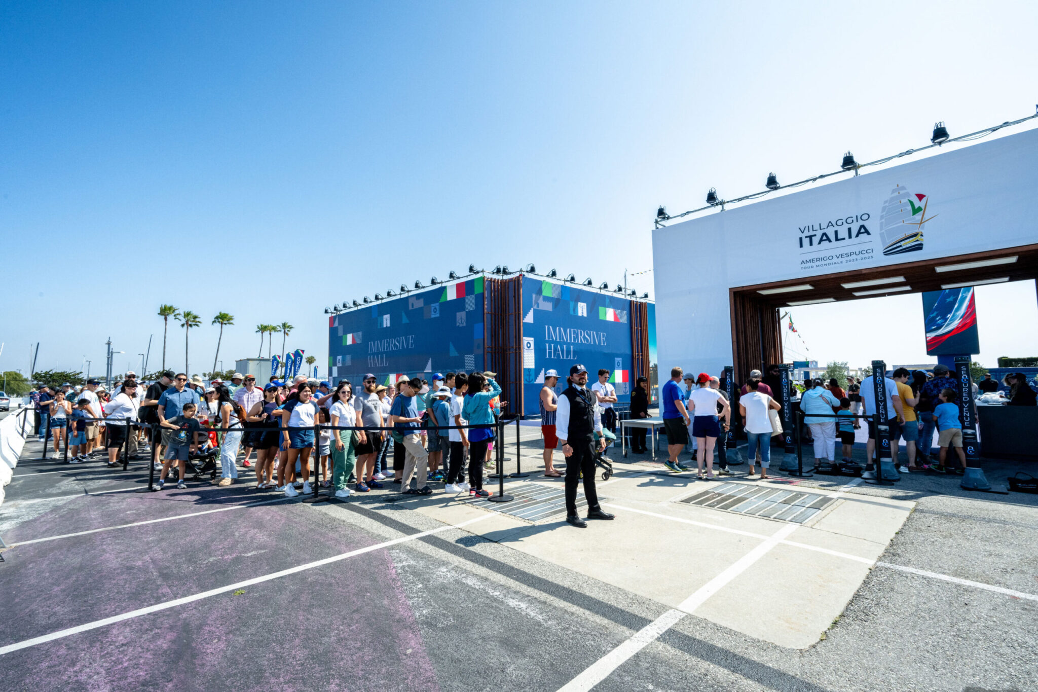 Primo Villaggio Italia del Tour Mondiale - Los Angeles